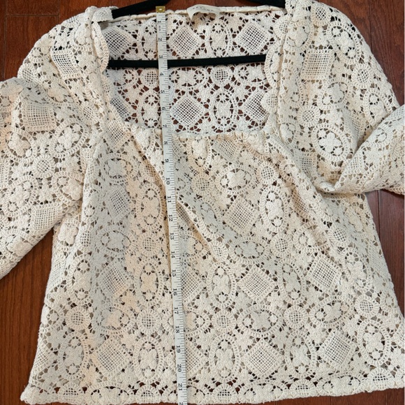 Sezane Cream Lace Women's Top - Picture 6 of 7